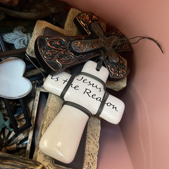 Crosses - Picture 3 of 4